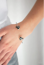 Load image into Gallery viewer, Going For Glitter Black Cuff