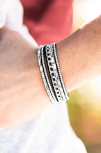 Load image into Gallery viewer, Front Row Fabulous Black Wrap