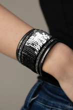 Load image into Gallery viewer, Heads or Mermaid Tails Black Wrap