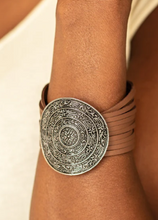 Load image into Gallery viewer, Treasure Quest Brown Wrap