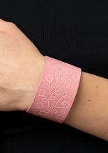 Load image into Gallery viewer, Rosy Wrap Up Pink Wrap