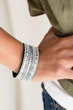 Load image into Gallery viewer, Rebel Radiance Black Wrap