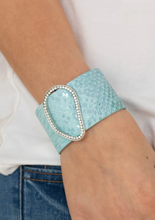 Load image into Gallery viewer, Hiss-tory in the Making Blue Wrap