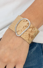 Load image into Gallery viewer, Hiss-tory In The Making Brown Wrap