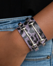 Load image into Gallery viewer, Safari Scene Purple Wrap