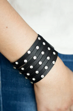 Load image into Gallery viewer, Sass Squad Black Wrap