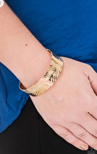 Load image into Gallery viewer, Ruffled Feathers Gold Cuff