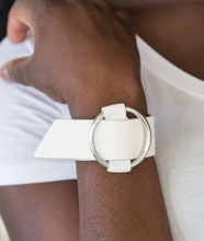 Load image into Gallery viewer, Simply Stylish White Wrap