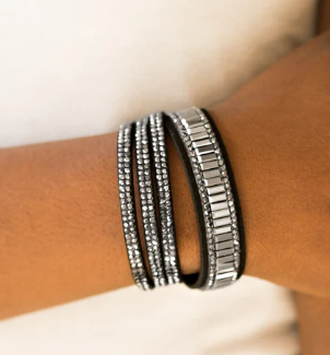 Just In Showtime Black Double Wrap