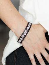 Load image into Gallery viewer, Wildflower Wayfarer White Wrap