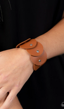 Load image into Gallery viewer, Rhapsodic Roundup Brown Wrap