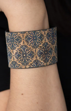 Load image into Gallery viewer, Cork Culture Blue Wrap