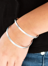 Load image into Gallery viewer, Grenada Goddess Silver Cuff