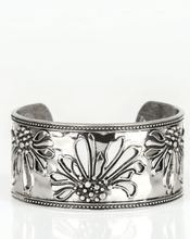Load image into Gallery viewer, Where the Wildflowers Are Silver cuff