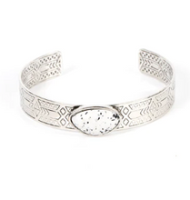 Load image into Gallery viewer, Gobi Glyphs White Cuff