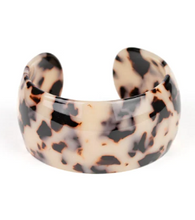 Load image into Gallery viewer, Jungle cruise White Acrylic Cuff