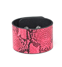 Load image into Gallery viewer, It's A Jungle Out There Pink Wrap