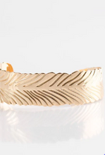 Load image into Gallery viewer, Ruffled Feathers Gold Cuff