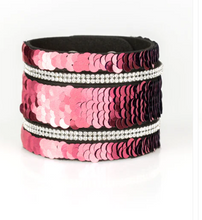 Load image into Gallery viewer, Mermaid Service Pink Wrap