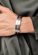 Load image into Gallery viewer, Raw Razzle Black Cuff