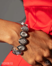 Load image into Gallery viewer, Fiercely 5th Avenue Fashion Fix July 2025 (F48)