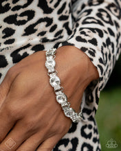 Load image into Gallery viewer, Fiercely 5th Avenue Fashion Fix Set - March 2025 (F42)