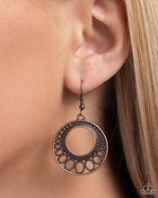 Load image into Gallery viewer, Peacefully Prairie Copper Earrings