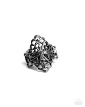 Load image into Gallery viewer, Victorian Vanity Black Ring