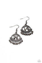 Load image into Gallery viewer, Persian Persuasion Black Earrings