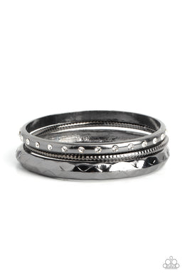 Confidently Curvaceous Black Bangle