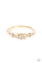 Load image into Gallery viewer, Expert Elegance Gold Bracelet