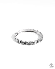 Load image into Gallery viewer, Metro Reverie Black Hinge Bracelet