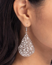 Load image into Gallery viewer, Stargazing Glamour White Earrings