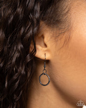 Load image into Gallery viewer, Urban Acoustics Black Necklace