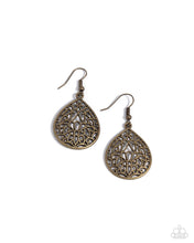 Load image into Gallery viewer, Valley Estate Brass Earrings
