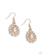 Load image into Gallery viewer, Extroverted Elegance Gold Earrings