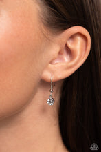 Load image into Gallery viewer, Tastefully Transparent Silver Necklace