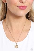 Load image into Gallery viewer, Emblematic Elegance Gold Necklace - Q