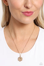 Load image into Gallery viewer, Emblematic Elegance Gold Necklace - R