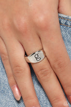 Load image into Gallery viewer, Monogram Memento Silver Skinny Band Ring - G