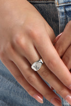 Load image into Gallery viewer, Monogram Memento Silver Skinny Band Ring - K