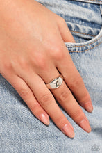 Load image into Gallery viewer, Monogram Memento Silver Skinny Band Ring - R