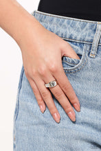 Load image into Gallery viewer, Monogram Memento Silver Skinny Band Ring - V