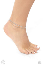 Load image into Gallery viewer, Glistening Gauge Silver Anklet