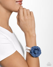 Load image into Gallery viewer, Garden Genre White Bracelet