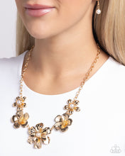 Load image into Gallery viewer, FLOWER Move Gold Necklace