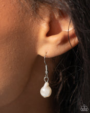 Load image into Gallery viewer, Executive Expression White Necklace