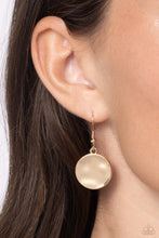 Load image into Gallery viewer, Tassel Tenure Gold Necklace