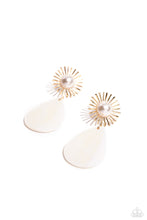 Load image into Gallery viewer, Sunburst Sophistication Gold Acrylic Earrings
