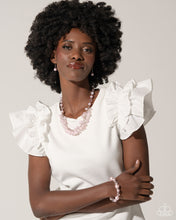 Load image into Gallery viewer, Pearl Protagonist Pink Bracelet